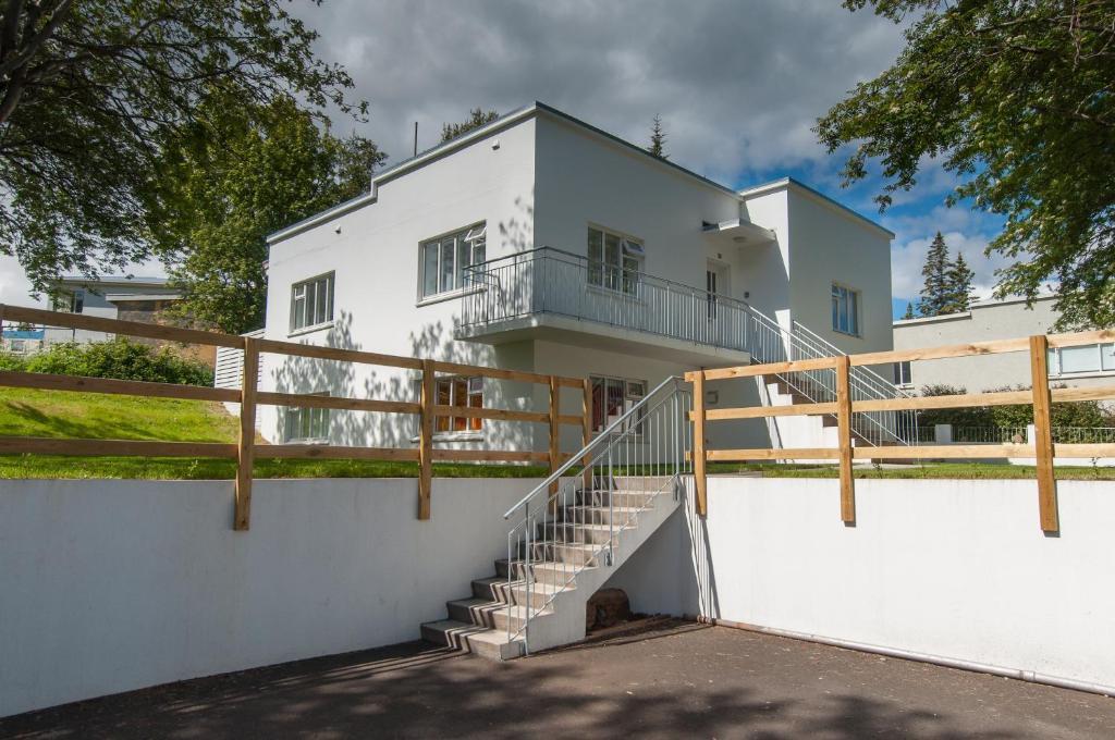 Pearl Of The North Apartments Akureyri Rum bild